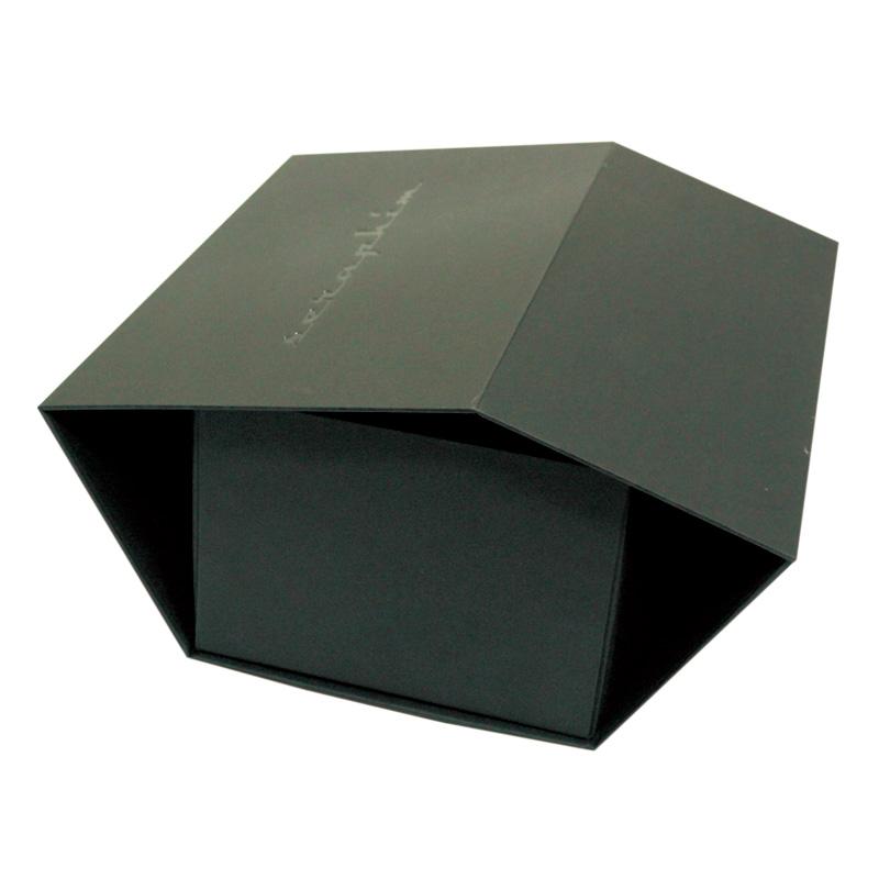 Classy Black Box With Magnetic Flap Closure