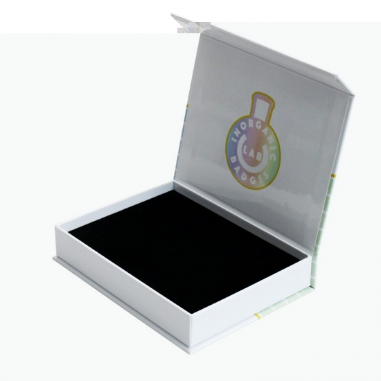Colorful magnetic box
