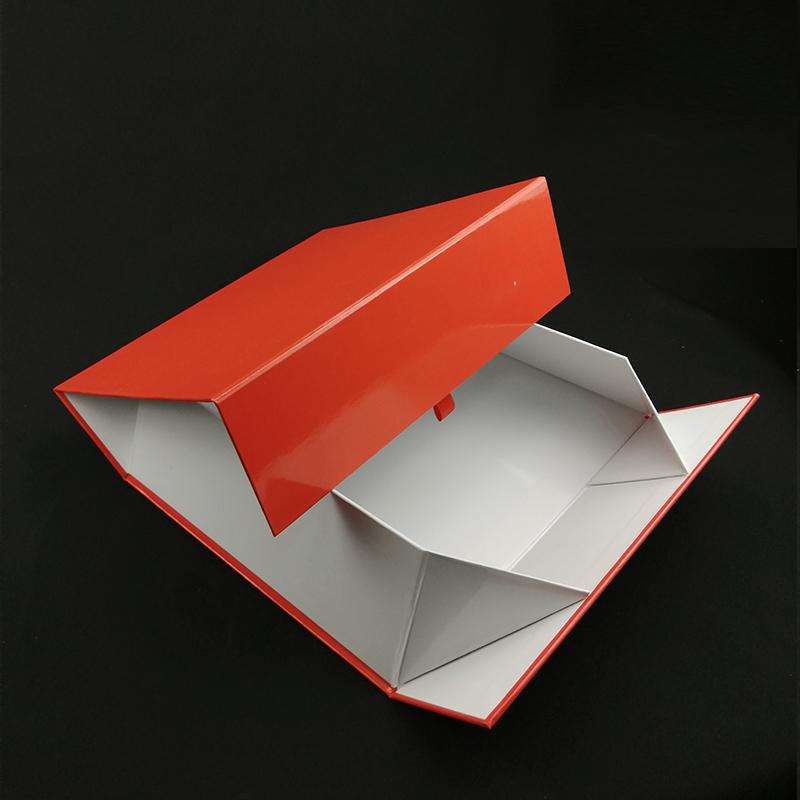 Simple and noble fashion shoese custom foldable boxes
