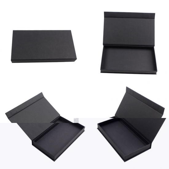 Black small magnetic flip top box