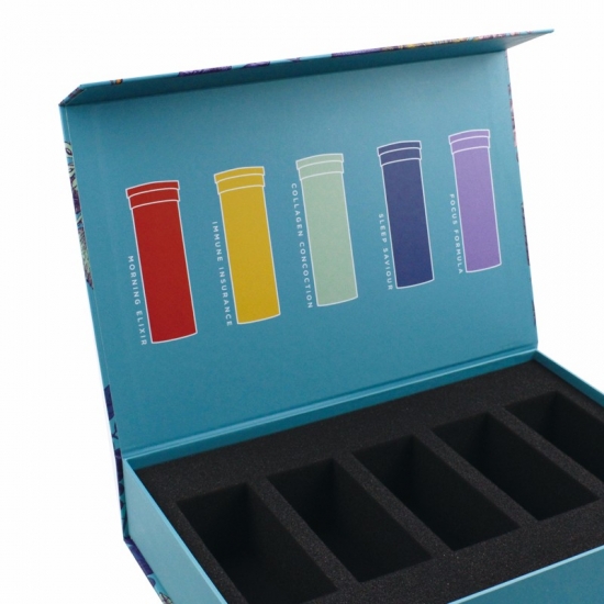 rigid gift box with magnetic closure