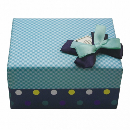 Luxury high quality unique gift box with lid and bow