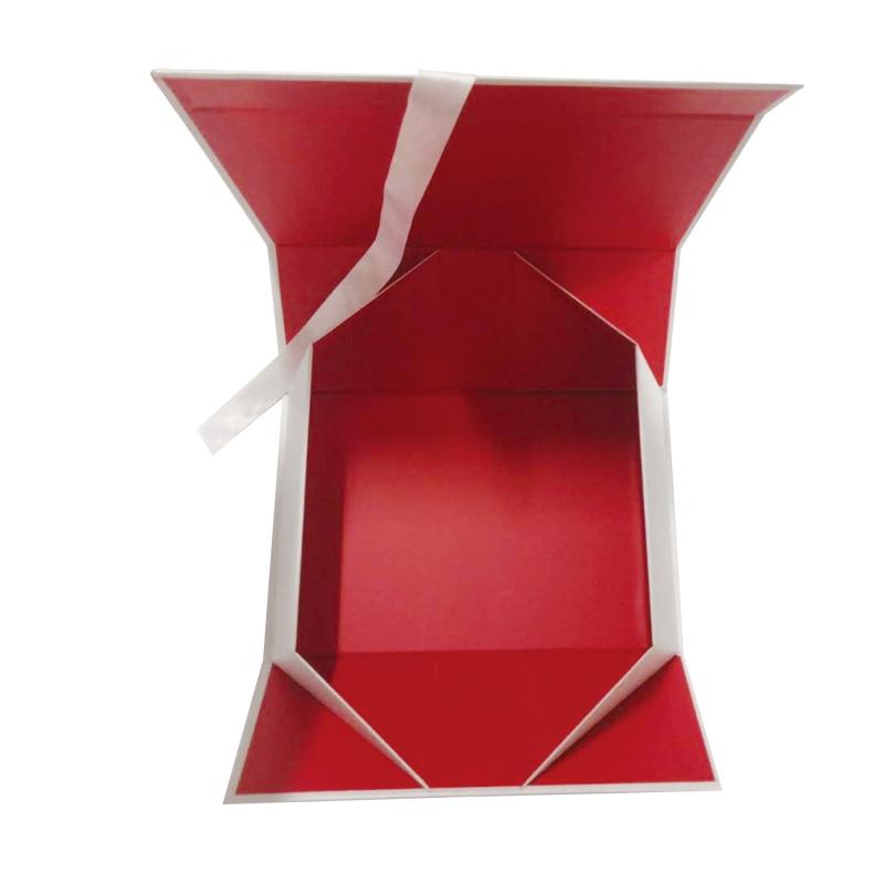 Folding Gift Box With Ribbon