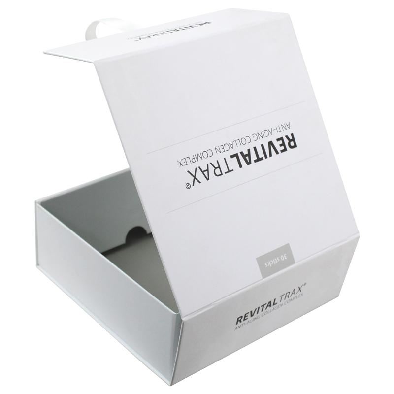 Collapsible Gift Box Magnetic Closure